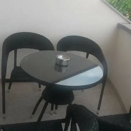 Apartment Vrtnica Kozjak-otok Vir